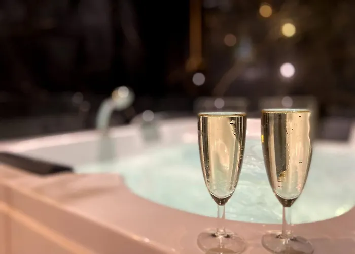 La Folie Sauvage - Balneo & De Gamme * Saint-Nazaire (Loire-Atlantique)