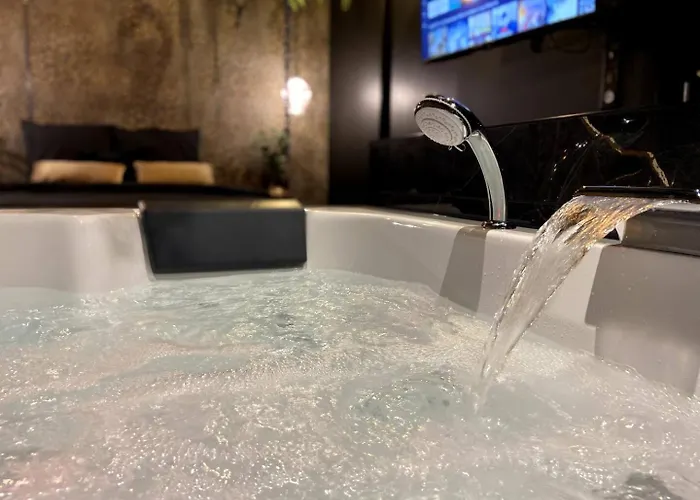 La Folie Sauvage - Balneo & De Gamme * Saint-Nazaire (Loire-Atlantique)